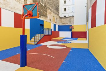 Colore e creatività con i PFU nel centro di Parigi
